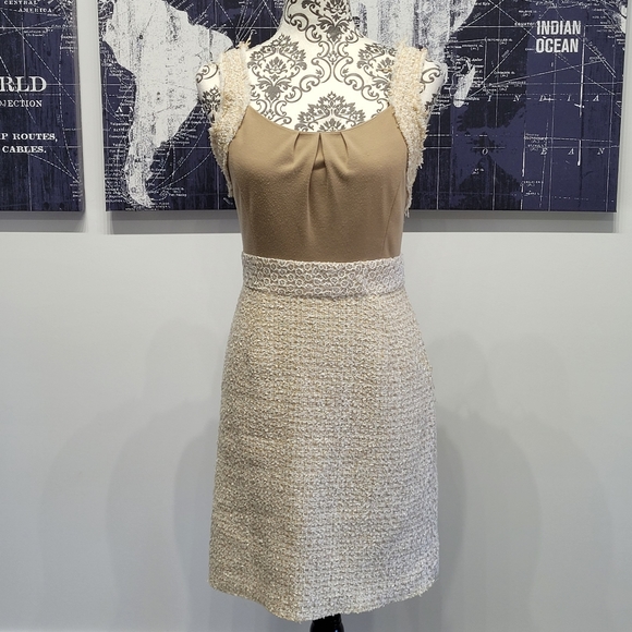 ⚜️Stunning Sleeveless Dress⚜️ - Picture 1 of 8